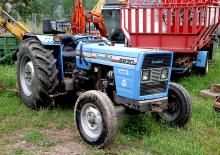 Трактори със задно задвижване Landini 6830