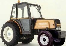 Трактори със задно задвижване Renault 70-12 F
