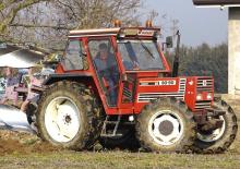 Трактори със задно задвижване Fiatagri 80-90