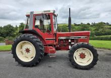 Трактори със задно задвижване International Harvester 956