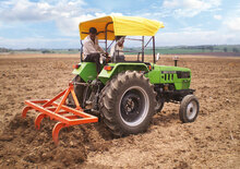 Трактори със задно задвижване DEUTZ-FAHR Agromaxx 50