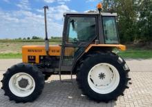Трактори със задно задвижване Renault CERES 65 2 RM