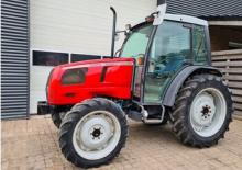 Трактори със задно задвижване Massey Ferguson MF 2220-2 PIATT.