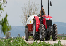 Трактори със задно задвижване Massey Ferguson MF 2615