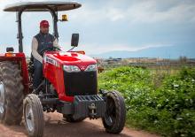 Трактори със задно задвижване Massey Ferguson MF 2630 F