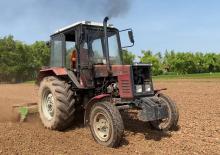 Трактори със задно задвижване Belarus MTZ-800