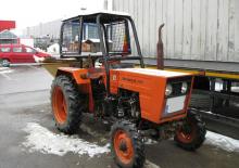 Трактори със задно задвижване UTB Universal U 260
