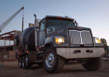 Твърдо шаси Western Star 4700 SF 40