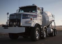 Твърдо шаси Western Star 4800 SF Detroit DD13