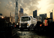 Твърдо шаси Hino 500 GH 1832 4x2