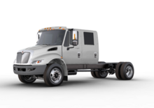 Твърдо шаси International Durastar 4400 107 SBA Crew Cab Cummins L9