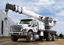 Твърдо шаси International HV607 107 Extended Cab Cummins B6.7