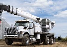 Твърдо шаси International HV607 107 Extended Cab Cummins L9