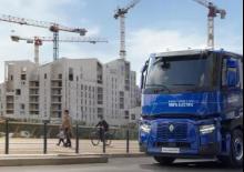 Твърдо шаси Renault RT E-TECH C - P8x4*4 TRIDEM ROAD
