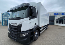 Твърдо шаси Iveco S-WAY LNG AD190S40/P