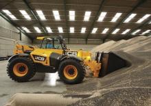 Универсални товарачи JCB 560-80 AGRI Pro