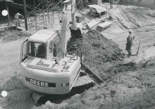 Верижни екскаватори John Deere Construction 120