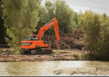 Верижни екскаватори Doosan DX140LC-5