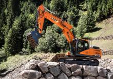 Верижни екскаватори Develon DX245NHD-7 