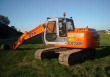 Верижни екскаватори Fiat-Hitachi EX 135