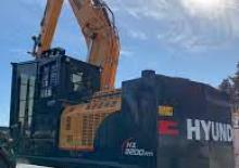 Верижни екскаватори Hyundai HX220HW