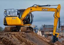 Верижни екскаватори JCB JS131LC