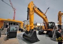 Верижни екскаватори JCB JS360 NLC