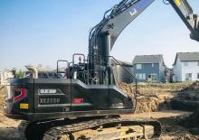 Верижни екскаватори XCMG XE225U