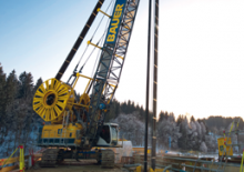 Верижни кранове - решетъчна стрела BAUER Group eMC 96
