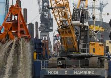 Верижни кранове - решетъчна стрела Liebherr HS 8100.1 