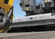 Верижни машини за асфалт Volvo ABG7520