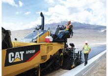 Верижни машини за асфалт Caterpillar AP655F