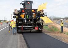Верижни машини за асфалт Astec ROADTEC SP-200