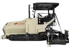 Верижни машини за асфалт IR-ABG Titan 6820