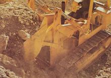 Верижни товарачи John Deere Construction JD755