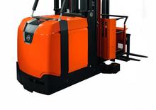 Електрически странични товарачи BT Vector VCE 135