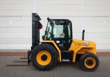 Високоповдигачи с висока проходимост JCB 930-4