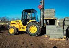 Високоповдигачи с висока проходимост JCB 930-4