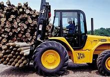Високоповдигачи с висока проходимост JCB 940-4