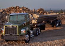 Влекачи Western Star 4700 SB 40