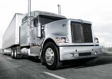 Влекачи International 9900i 124 Hi-Rise Sleeper Cummins ISX15