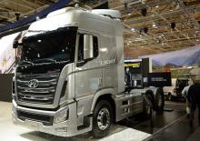 Влекачи Hyundai Commercial Vehicles P520.64 D6AC