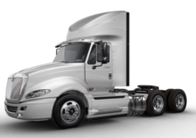 Влекачи International PROSTAR 122 Day Cab Navistar N13 6x4