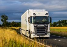 Влекачи Scania R 560 Topline
