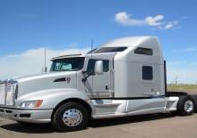 Влекачи Kenworth T610 760mm Mid roof MX 15 6x4