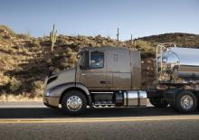 Влекачи Volvo Trucks VNR 660.425 4x2