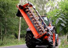 Задно монтиран косачен диск с кондиционер Kubota DMC6028R