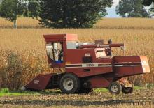 Зърнокомбайн Laverda 3300