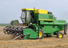 Зърнокомбайн John Deere 985HY/4