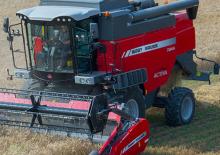 Зърнокомбайн Massey Ferguson Activa 7344
